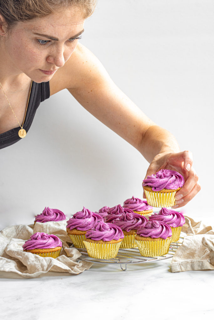 gluten free blueberry cupcakes by Sisters Sans Gluten