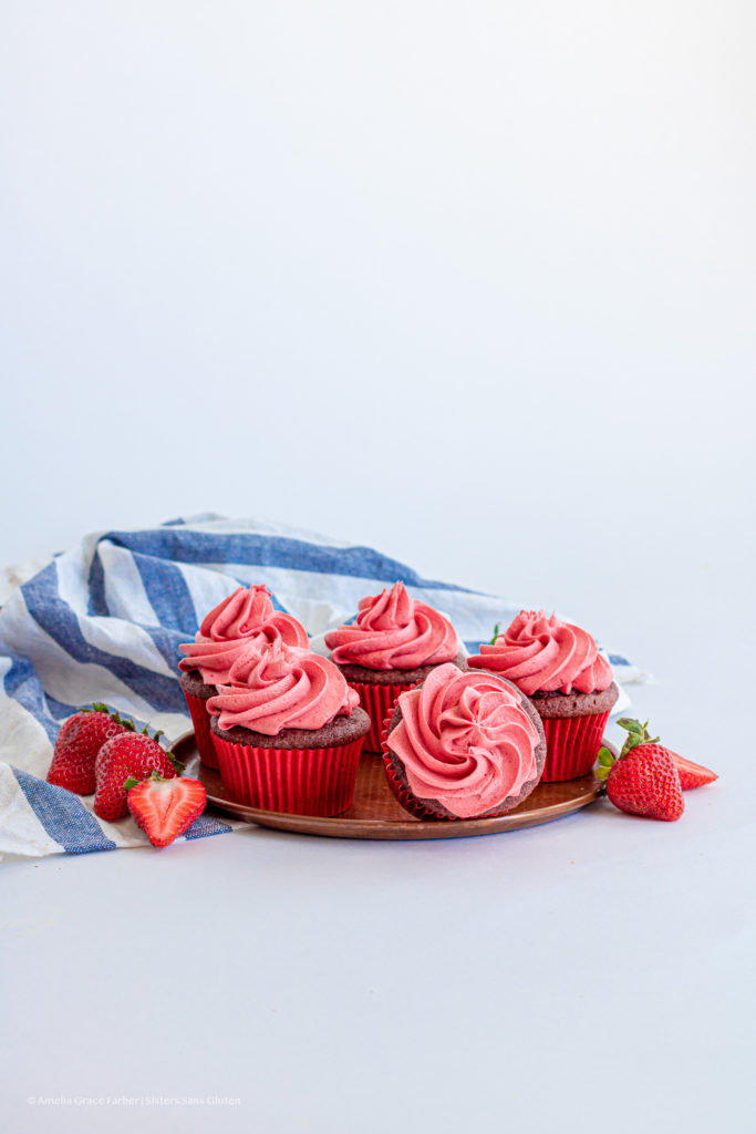 gluten free strawberry hibiscus cupcakes by Sisters Sans Gluten