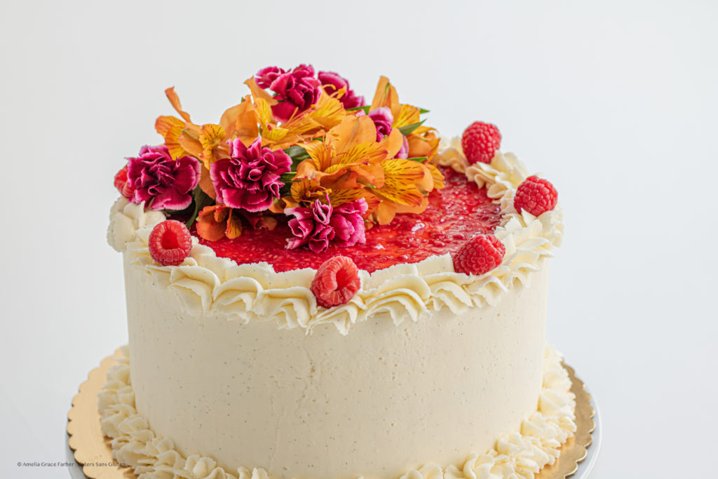 gluten free raspberry vanilla cake by sisters sans gluten