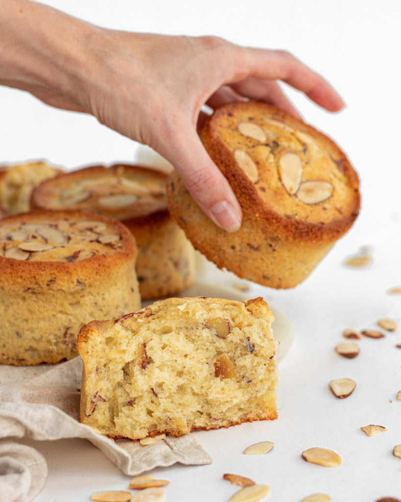 gluten free almond muffins by sisters sans gluten