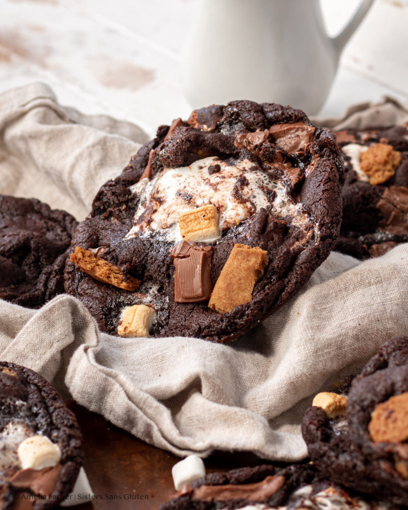 gluten free s'mores cookies by sisters sans gluten